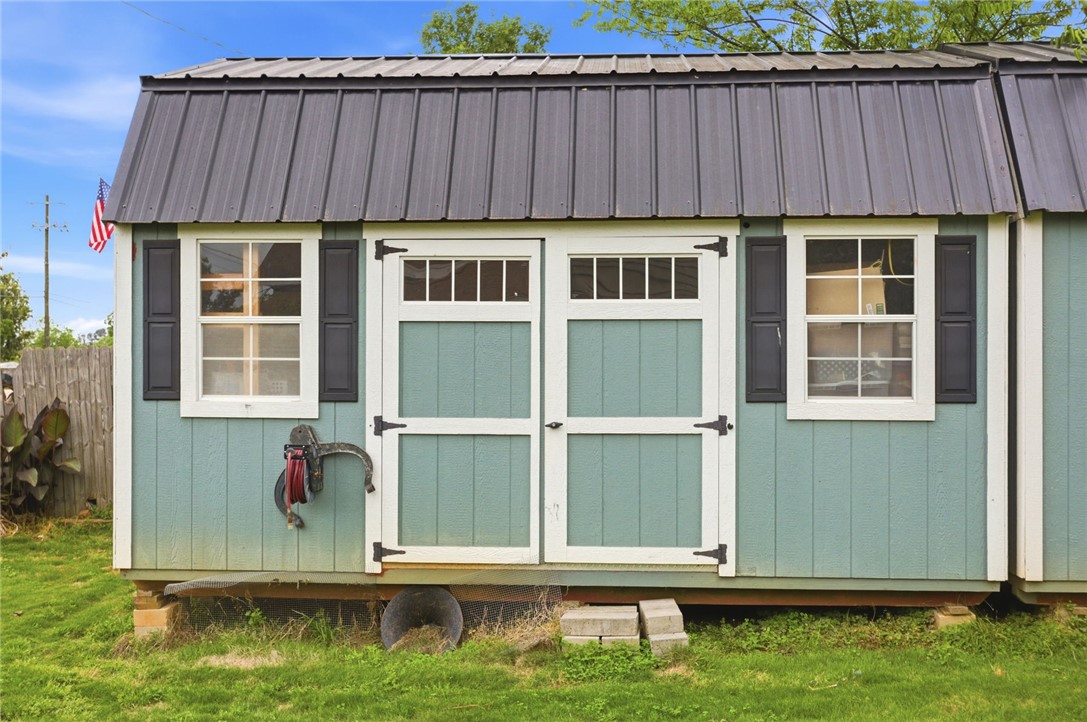 314 South Fairplay Street Seneca, SC 29678 - Photo 41 of 50 This outdoor shed offers versatile storage and additional functional space.
