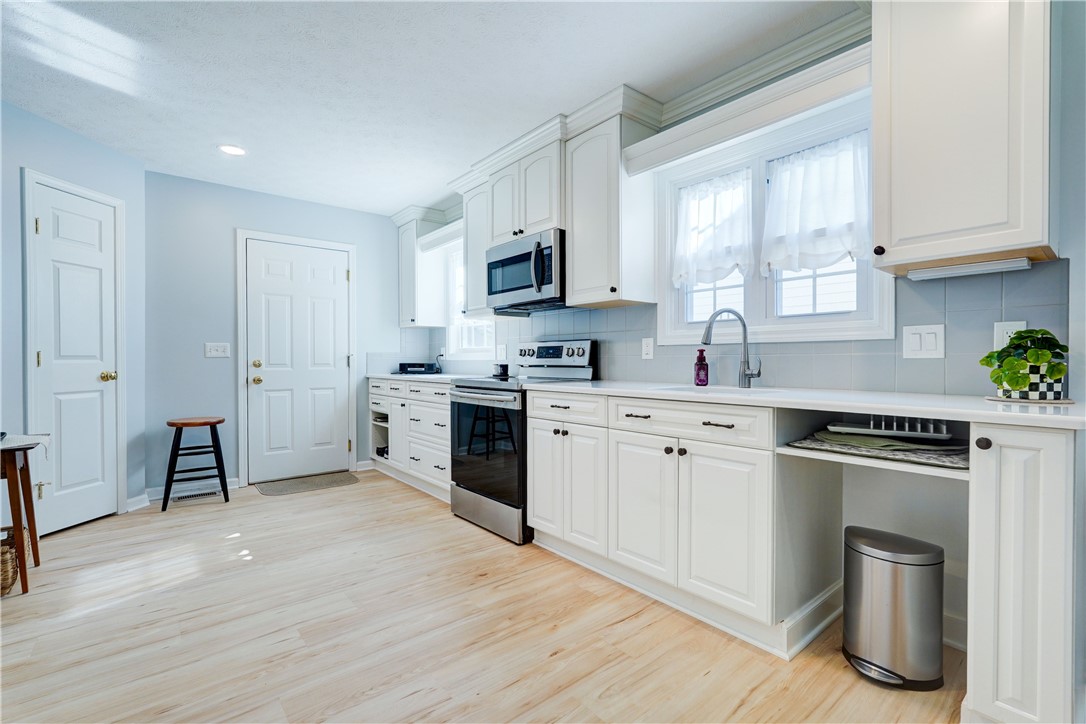114 Cranbrook Terrace Webster, NY 14580 - Photo 18 of 35