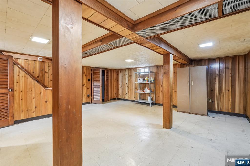 21 Ferncliff Road Bloomfield, NJ 07003 - Photo 36 of 46