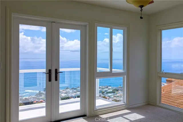 $8,850 | 575 Nyes Place, Laguna Beach, CA 92651