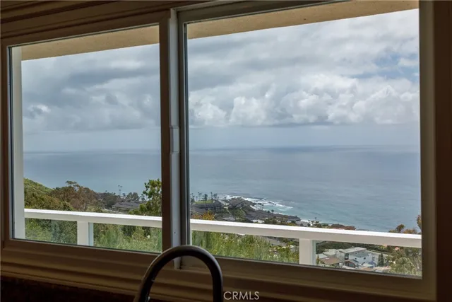 $8,850 | 575 Nyes Place, Laguna Beach, CA 92651