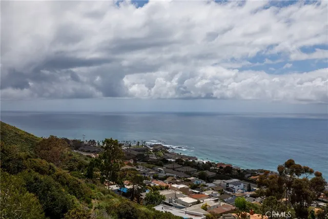 $8,850 | 575 Nyes Place, Laguna Beach, CA 92651
