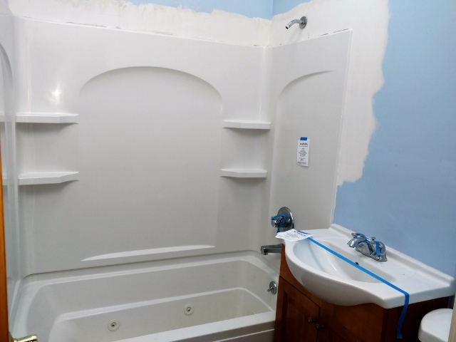 241 Hampstead Road Derry, NH 03038 - Photo 7 of 25