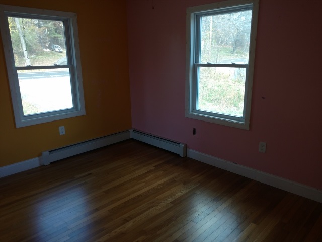 241 Hampstead Road Derry, NH 03038 - Photo 10 of 25