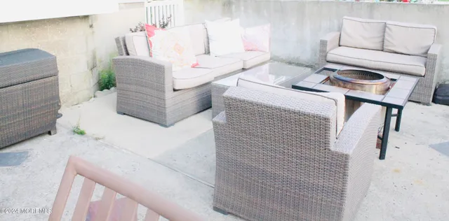 a view of a house with garage