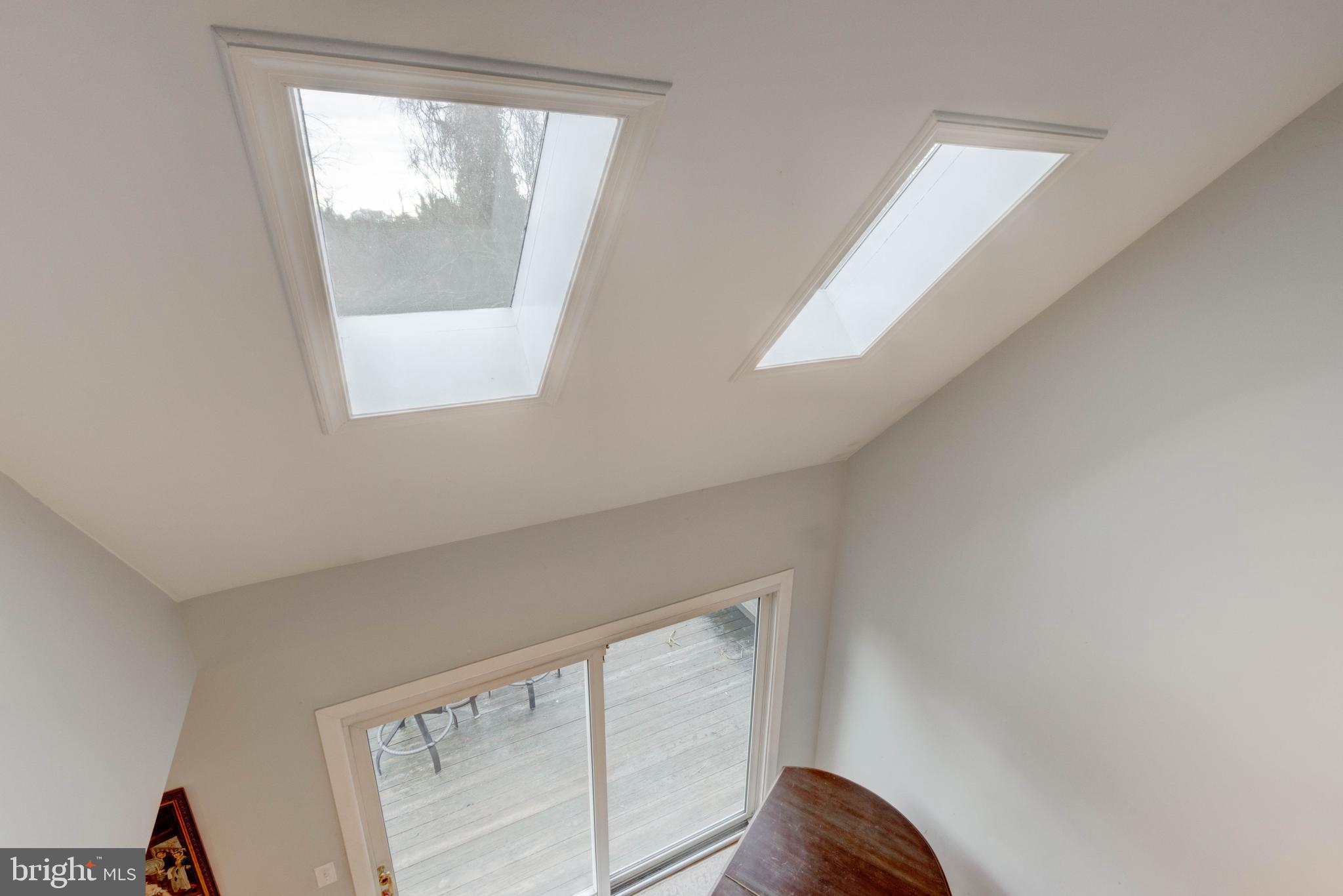 623 Truxton Road Annapolis, MD 21409 - Photo 30 of 42 soaring 2 story ceilings