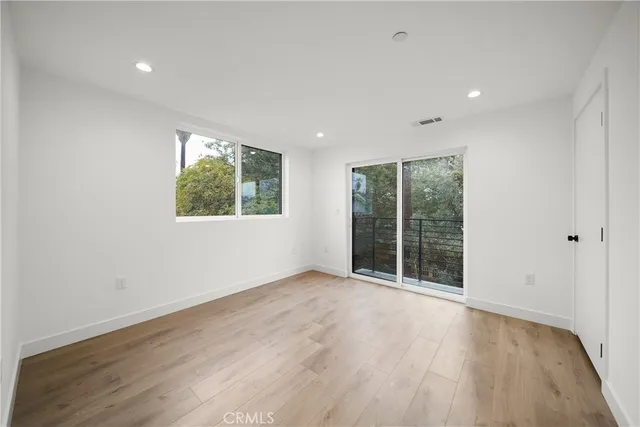 $3,395,000 | 171 South Hoover Street, Los Angeles, CA 90004