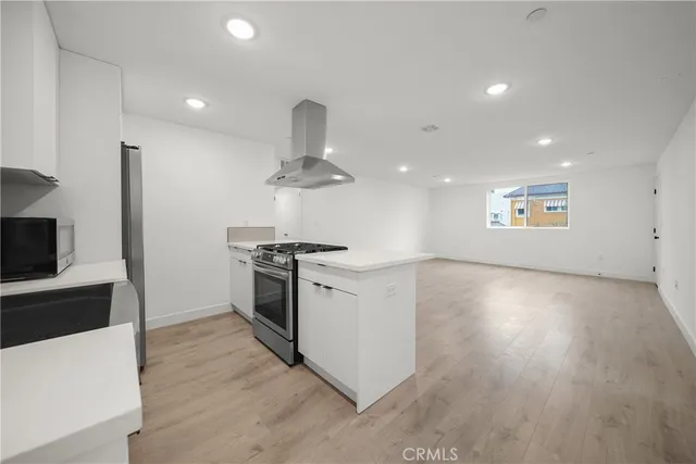 $3,395,000 | 171 South Hoover Street, Los Angeles, CA 90004