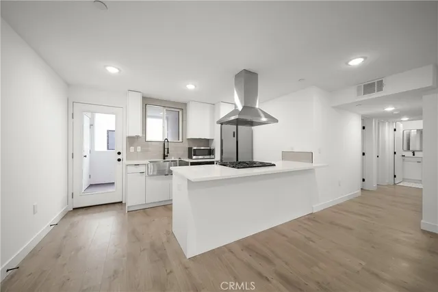 $3,395,000 | 171 South Hoover Street, Los Angeles, CA 90004