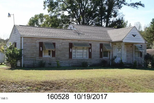 $300,000 | 2206 East Club Boulevard, Durham, NC 27704