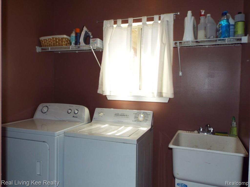 21517 Raintree Drive Macomb, MI 48044 - Photo 55 of 76 DSCF4373.jpg