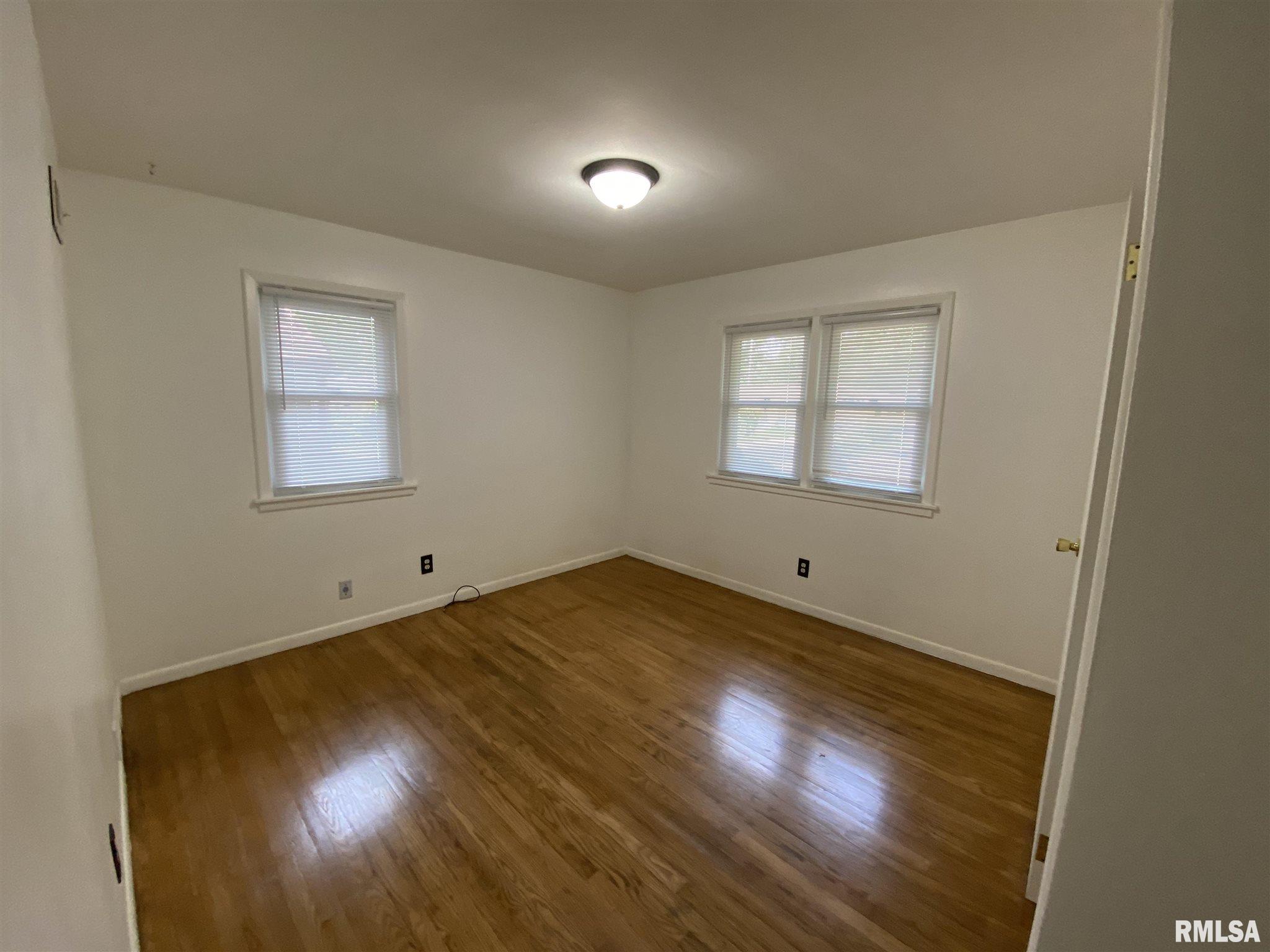 3330 Stanton Street Springfield, IL 62703 - Photo 14 of 31 Gallery Image 14