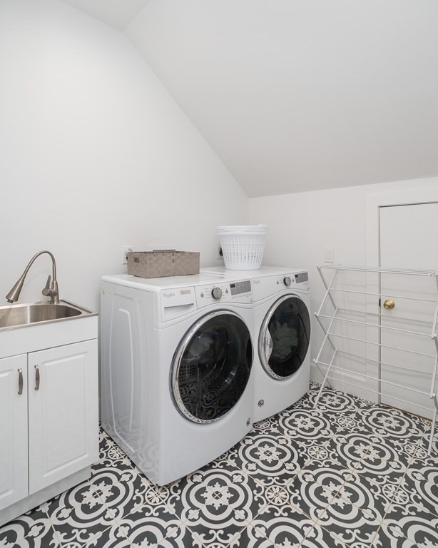 77 Jourdan Road Montgomery, MA 01085 - Photo 35 of 42 a utility room with dryer and washer