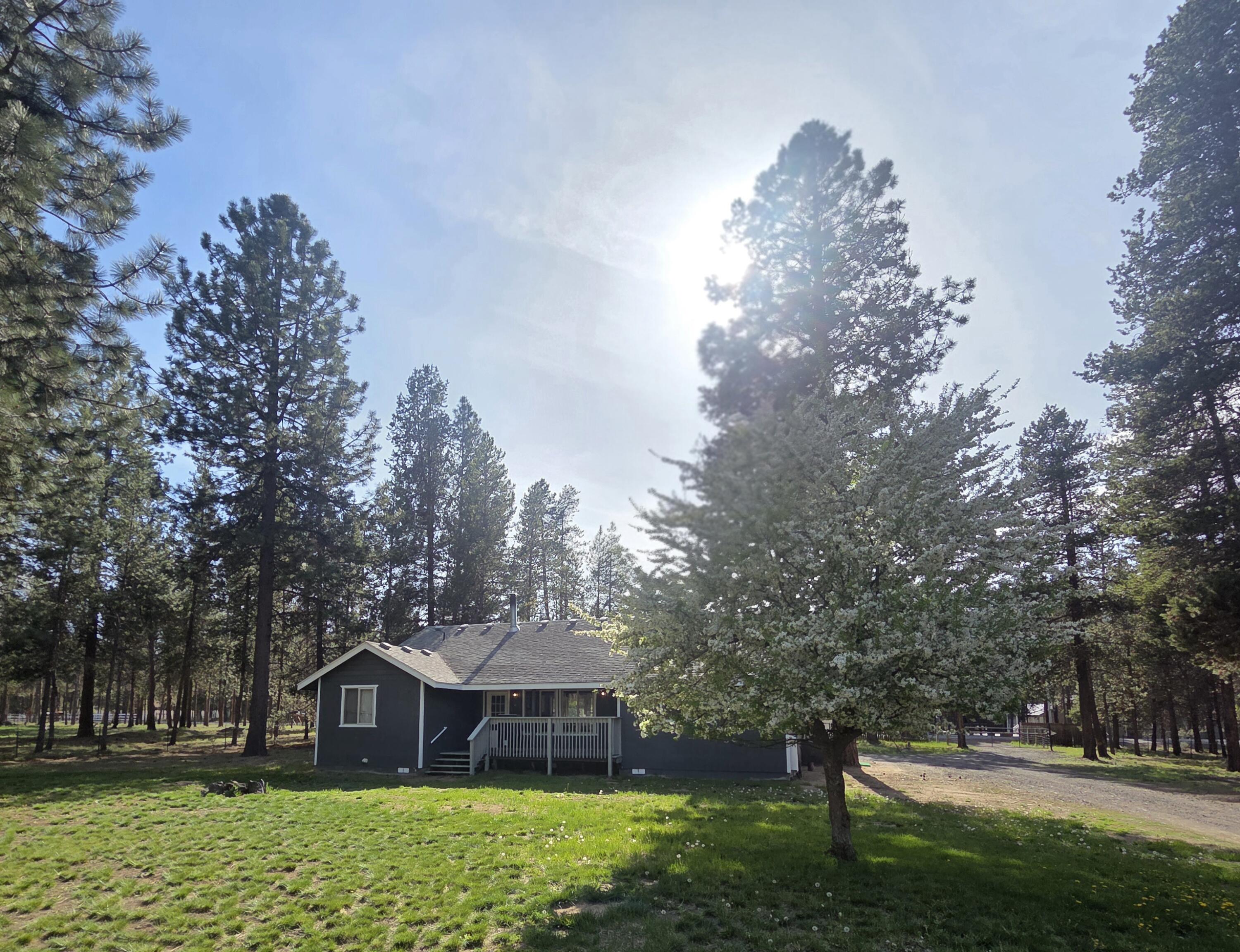 53156 Day Road La Pine, OR 97739 - Photo 6 of 28 seth 2-2
