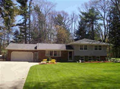 1334 Ivanhoe Road Ludington, MI 49431 - Photo 1 of 6 Primary Photo
