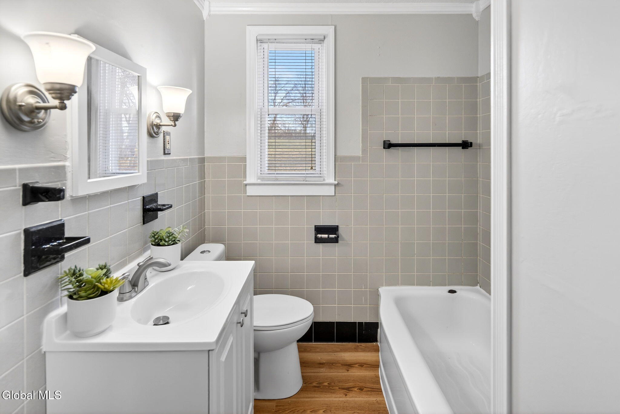 335 Albany Shaker Road Colonie, NY 12211 - Photo 15 of 27 Interior 11