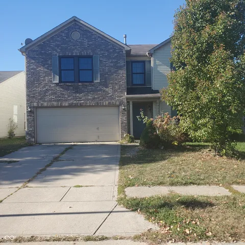 $379,900 | 1324 Castleford Lane, Indianapolis, IN 46234