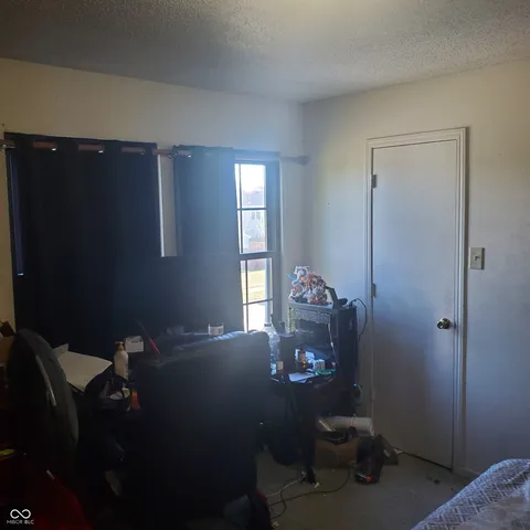 $379,900 | 1324 Castleford Lane, Indianapolis, IN 46234