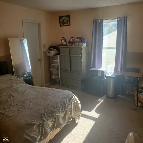 $379,900 | 1324 Castleford Lane, Indianapolis, IN 46234