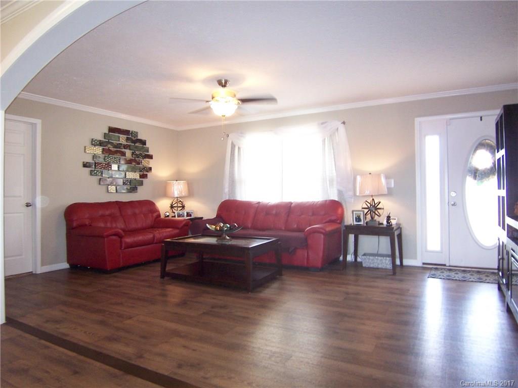 1812 Stoney Point Road Shelby, NC 28150 - Photo 5 of 20 Gallery Image 5