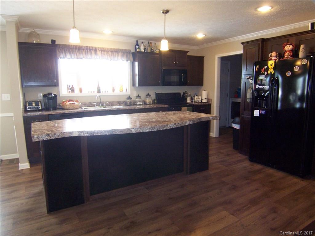 1812 Stoney Point Road Shelby, NC 28150 - Photo 10 of 20 Gallery Image 10