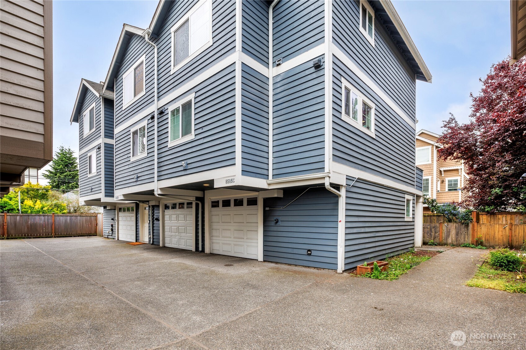 8505 Midvale Avenue North, Unit B Seattle, WA 98103 - Photo 17 of 18