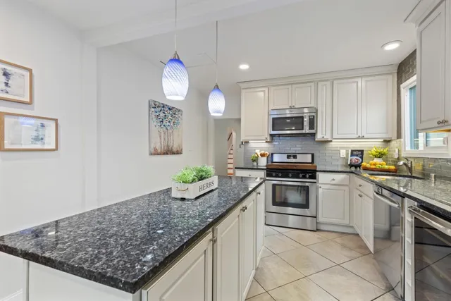 $799,000 | 4131 Bayo Street, Oakland, CA 94619