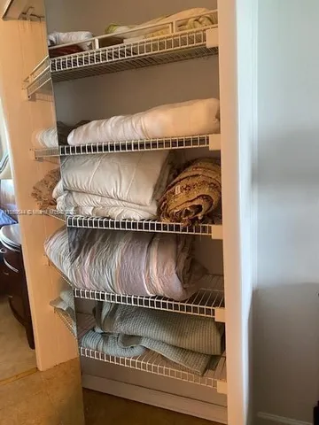 $2,800 | 6039 Collins Avenue, Unit 1110, Miami Beach, FL 33140