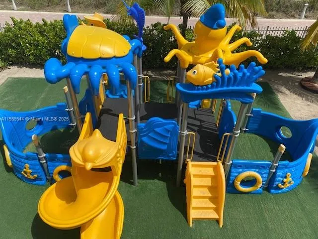 $2,800 | 6039 Collins Avenue, Unit 1110, Miami Beach, FL 33140