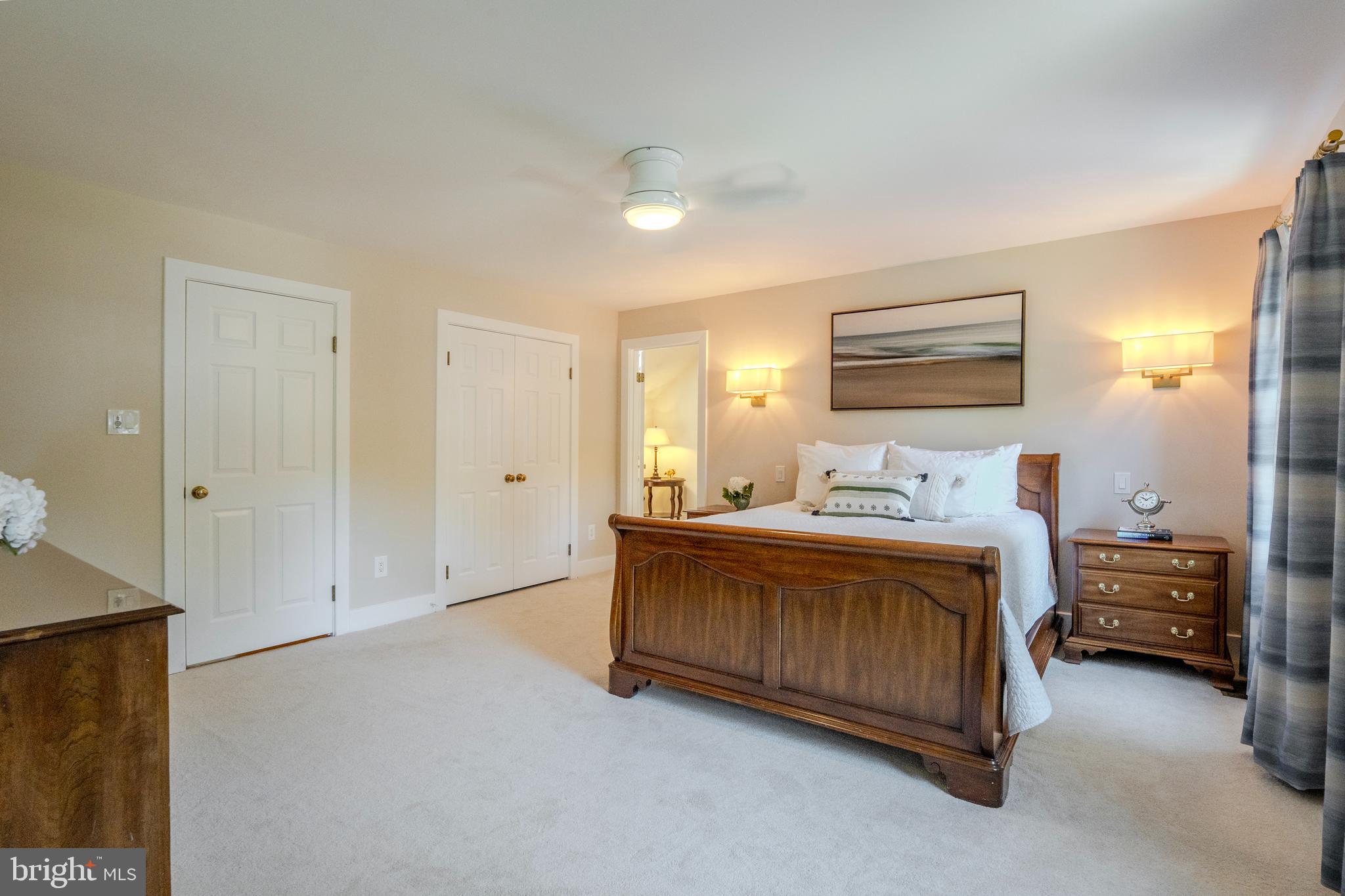 11910 Winstead Lane Reston, VA 20194 - Photo 27 of 80 Primary Bedroom