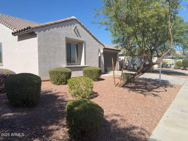 $2,125 | 19928 West Buchanan Street, Buckeye, AZ 85326