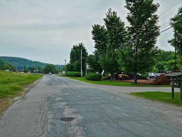 $2,000 | 130 Martell Court, Unit 1, Keene, NH 03431