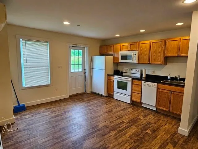 $2,000 | 130 Martell Court, Unit 1, Keene, NH 03431