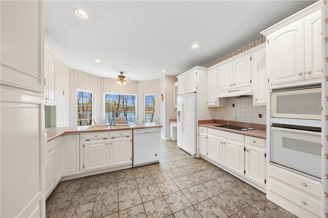 435 Cleveland Ferry Road Fair Play, SC 29643 - Photo 12 of 28