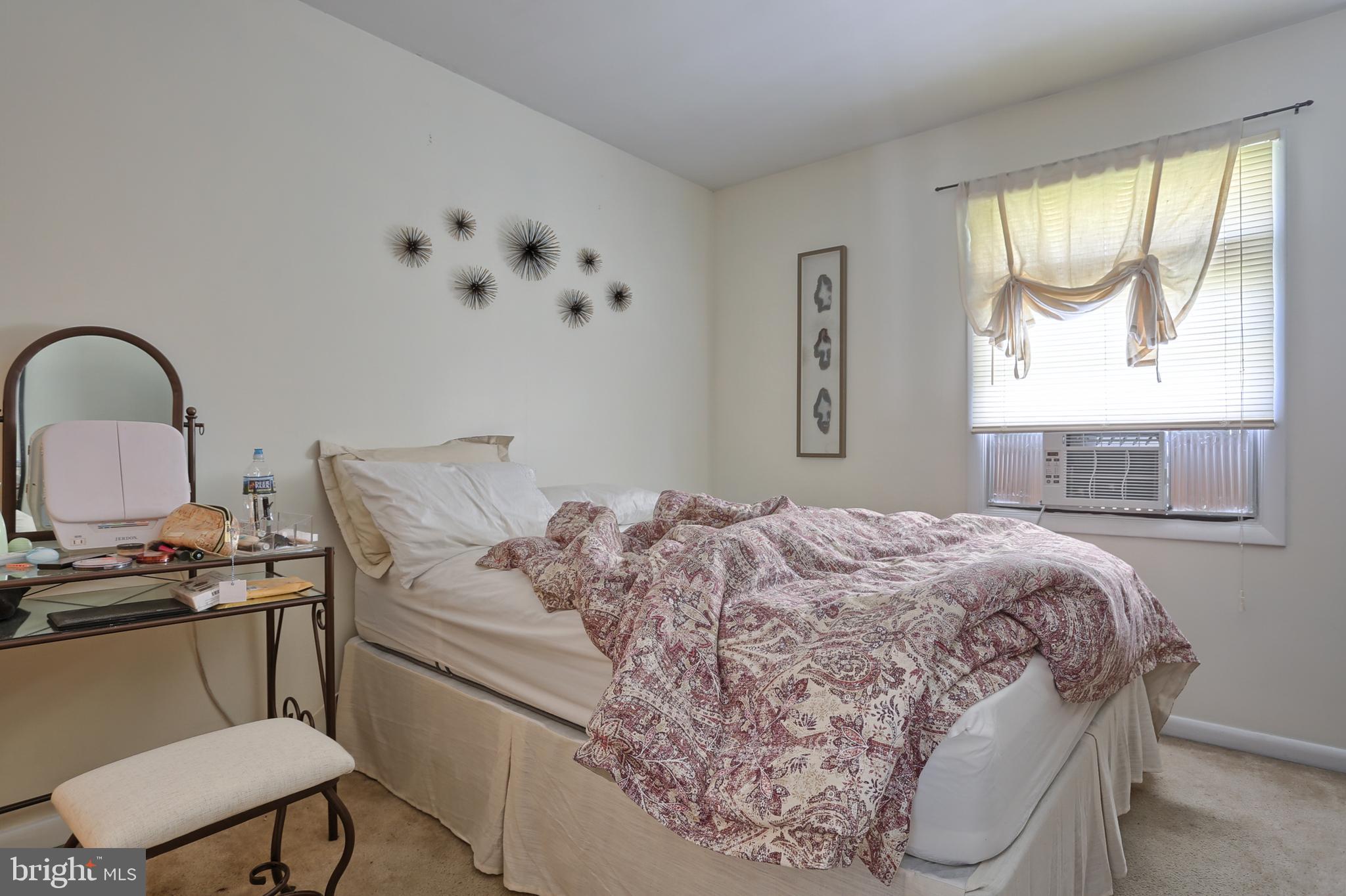 2031 Mountain View Road Middletown, PA 17057 - Photo 12 of 25 Gallery Image 12