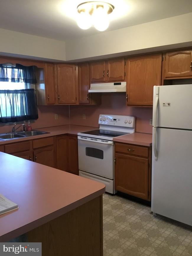 2031 Mountain View Road Middletown, PA 17057 - Photo 8 of 25 Gallery Image 8