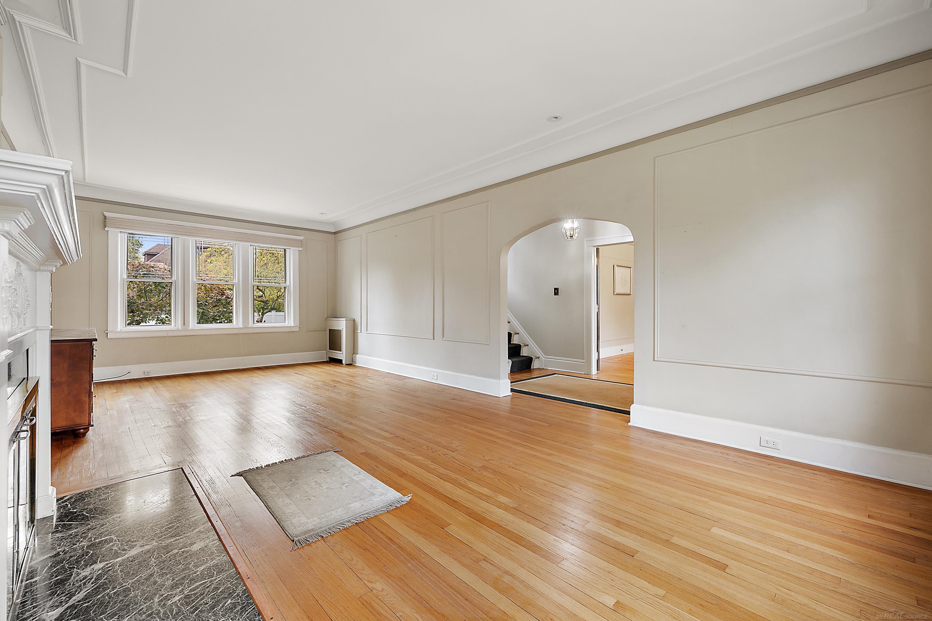 1371 Bedford Road Grosse Pointe Park, MI 48230 - Photo 10 of 44