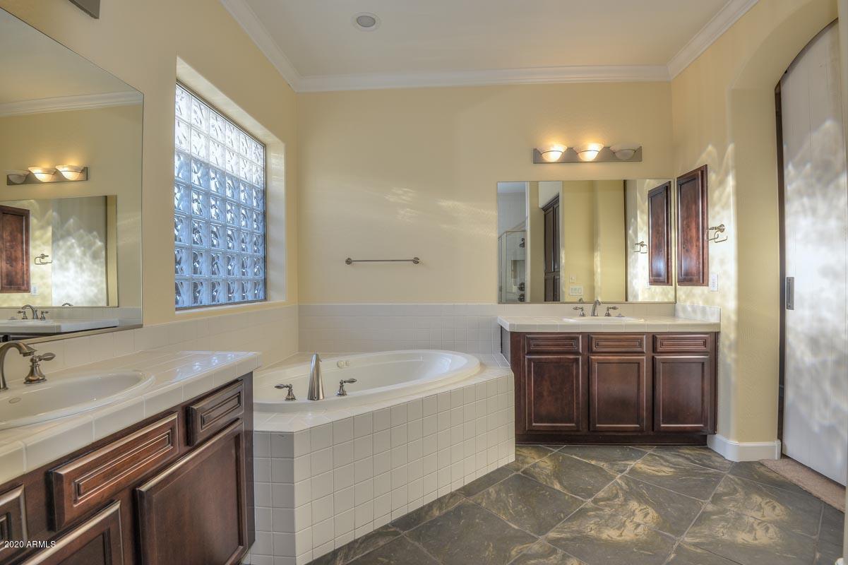 1818 West Sleepy Ranch Road Phoenix, AZ 85085 - Photo 24 of 76 Master Bath