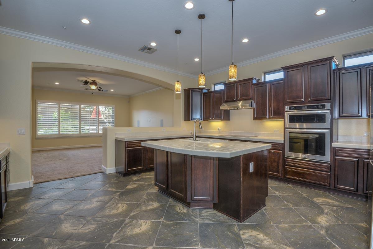 1818 West Sleepy Ranch Road Phoenix, AZ 85085 - Photo 10 of 76 Kitchen