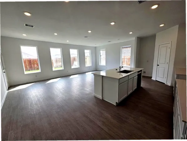 $1,950 | 16127 Domestic Dove Way, Hockley, TX 77447