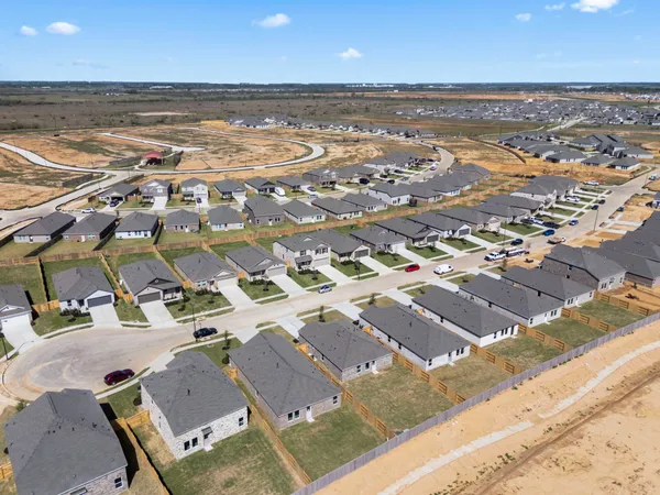 $1,950 | 16127 Domestic Dove Way, Hockley, TX 77447