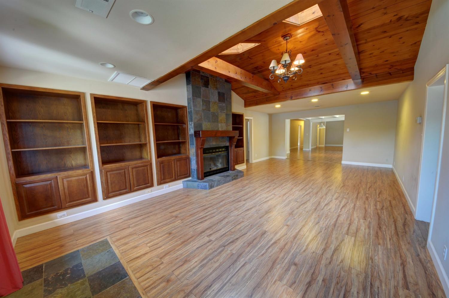 205 Park Road Ojai, CA 93023 - Photo 7 of 44 Gallery Image 7