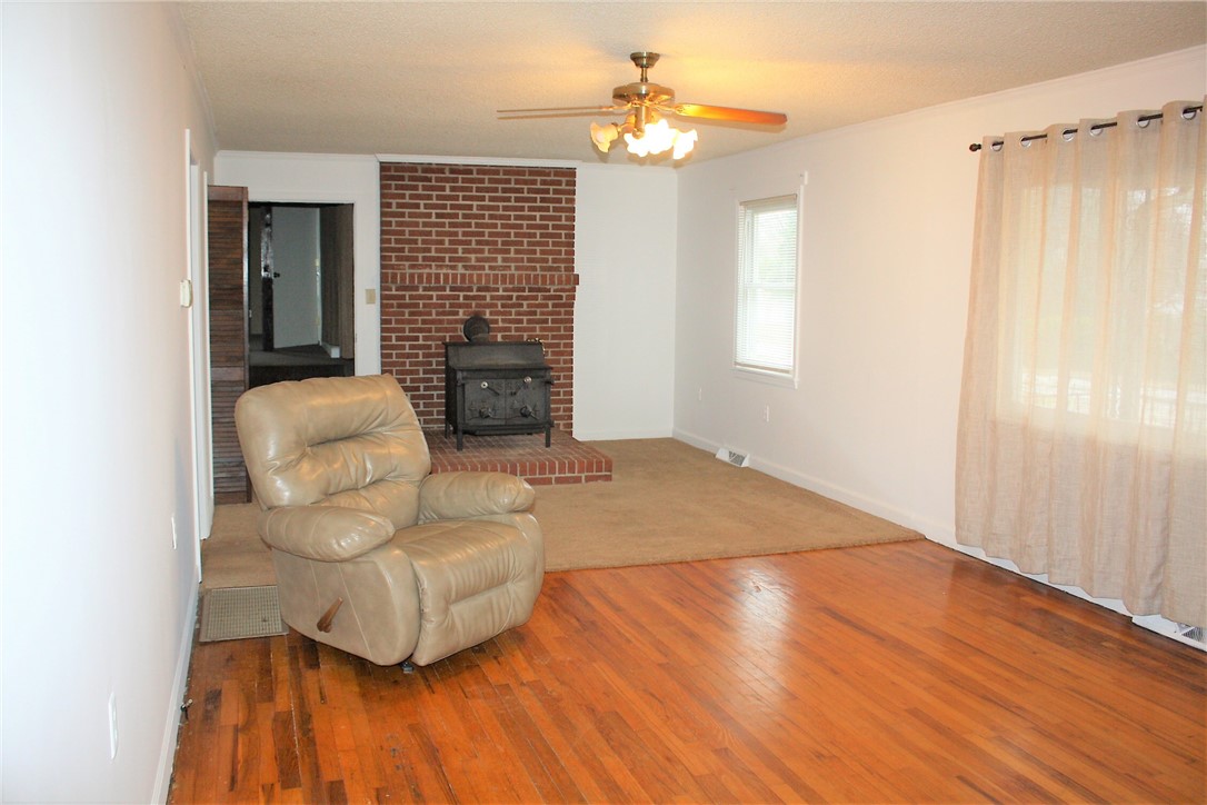 705 Holland Road Simpsonville, SC 29681 - Photo 3 of 46 Gallery Image 3