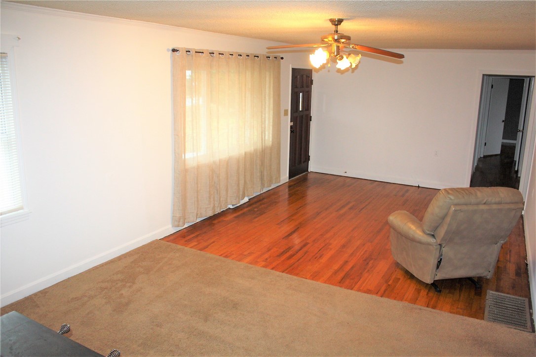 705 Holland Road Simpsonville, SC 29681 - Photo 6 of 46 Gallery Image 6