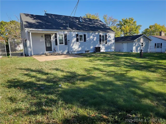 $224,900 | 110 West Autry Street, Eldon, MO 65026