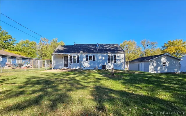 $224,900 | 110 West Autry Street, Eldon, MO 65026