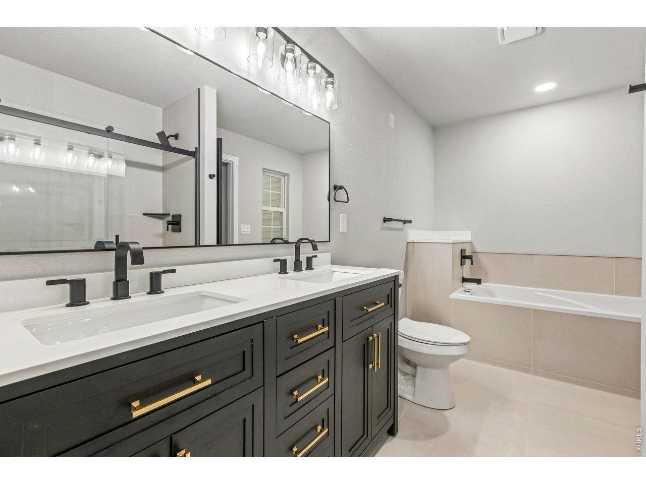 2031 West 24th Street Road Greeley, CO 80631 - Photo 15 of 41