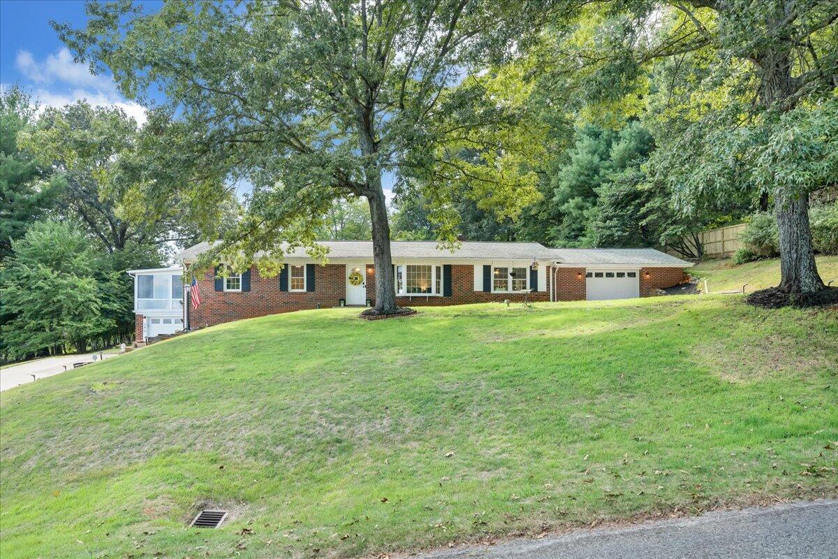 240 Lakeshore Terrace Road Hardy, VA 24101 - Photo 76 of 102 076-MIB07887