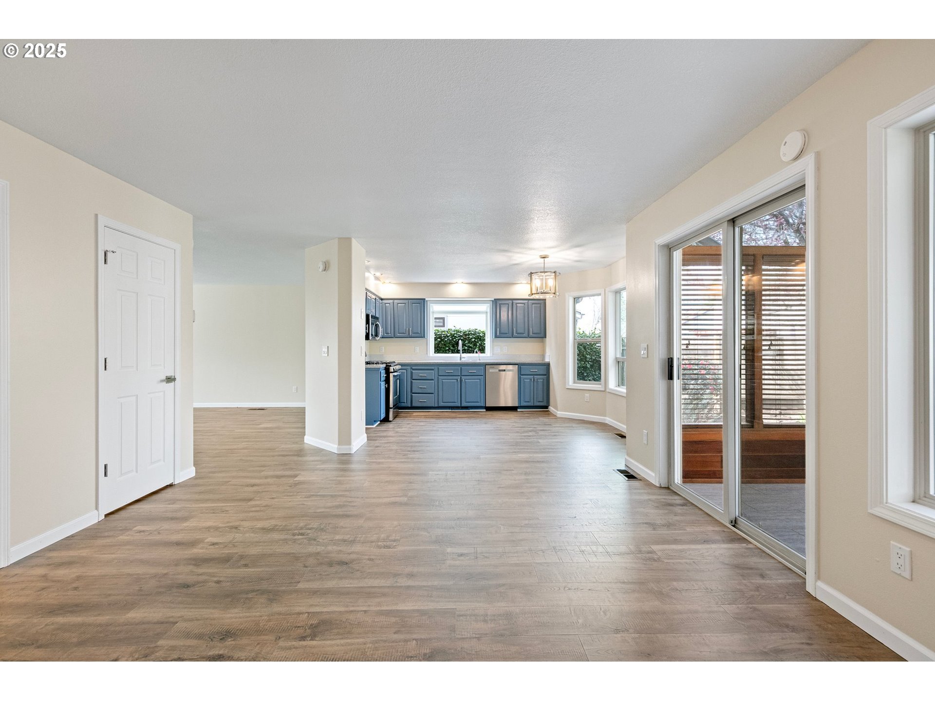 1179 Risden Place Eugene, OR 97404 - Photo 12 of 48