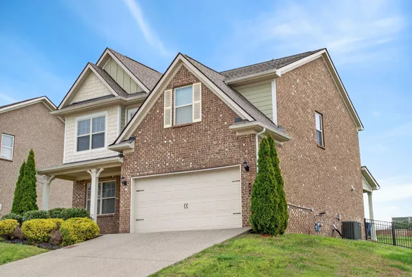 $2,700 | 404 Black Thorn Lane, Gallatin, TN 37066